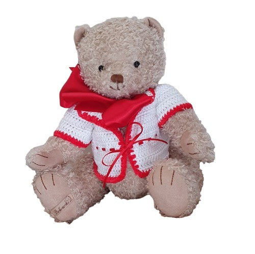 Ours articulé en peluche Mickael habillé d'un gilet au crochet