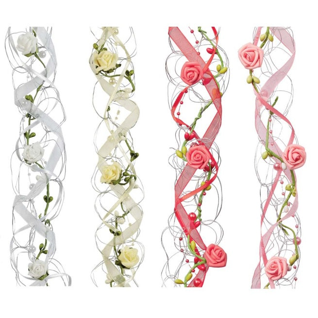 Guirlande de fleurs et rubans