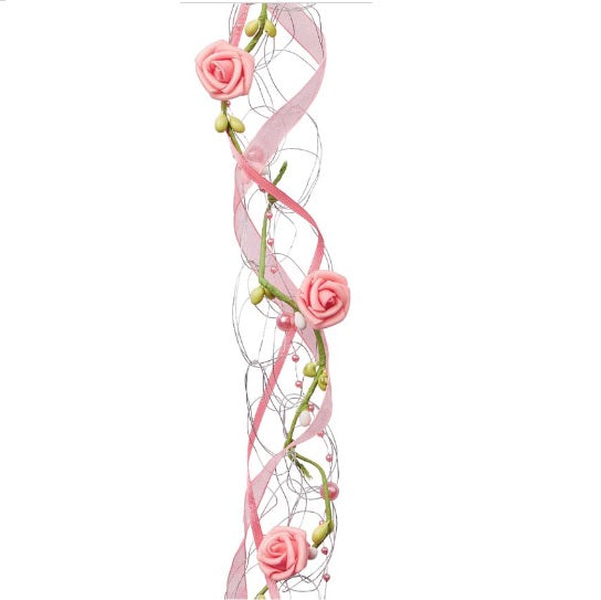 Guirlande de fleurs et rubans