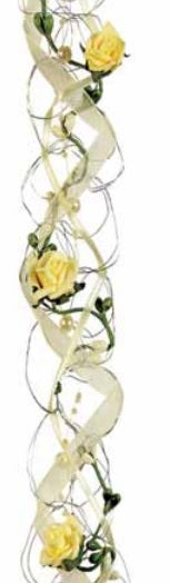 Guirlande de fleurs et rubans