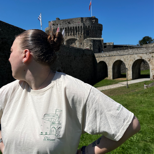 TEE-SHIRT ÉCRU BRODÉ - CHÂTEAU