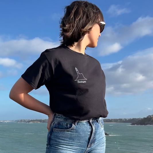 TEE-SHIRT NOIRE BRODÉ - PHARE BRETON