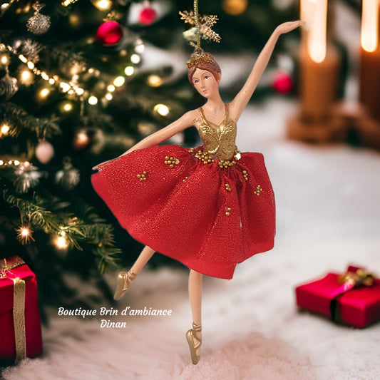 Danseuse à suspendre en robe rouge