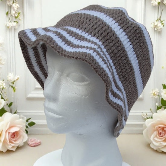 Chapeau au crochet - BOB blanc et naturel chiné