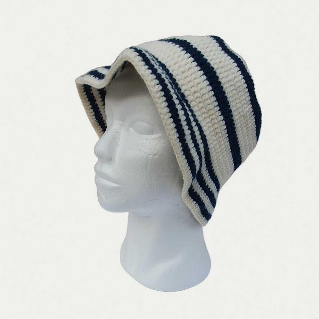 Chapeau au crochet - BOB écru et vert empire