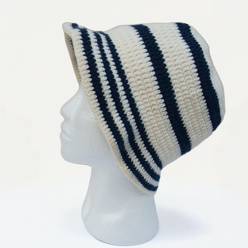 Chapeau au crochet - BOB écru et vert empire