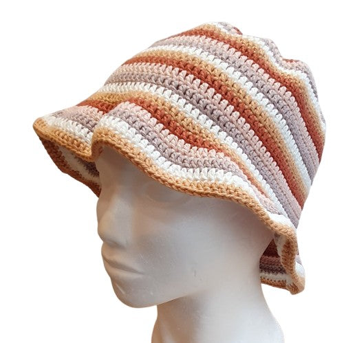 Chapeau au crochet - Céréales-Ecureuil-Blanc