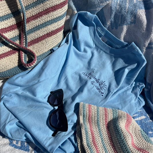 TEE-SHIRT BLEU BRODÉ - LE SOLEIL DANS LE COEUR