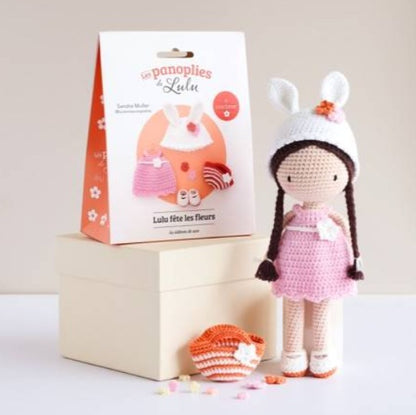 Kit crochet Les panoplies de Lulu - Lulu fête les fleurs