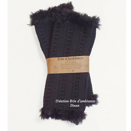 Mitaines noires et bordure en fourrure