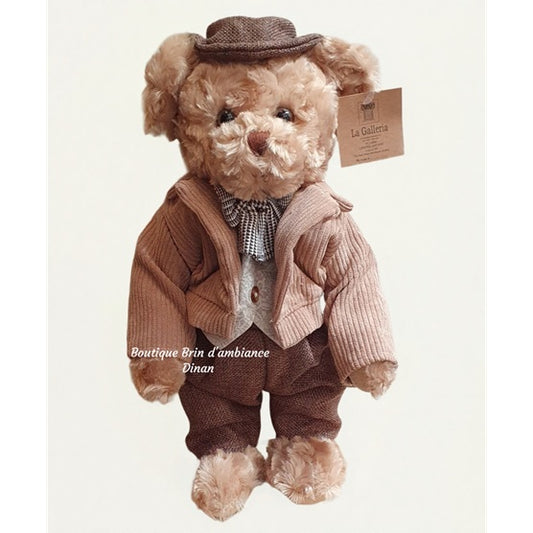 Ours en peluche en costume vintage