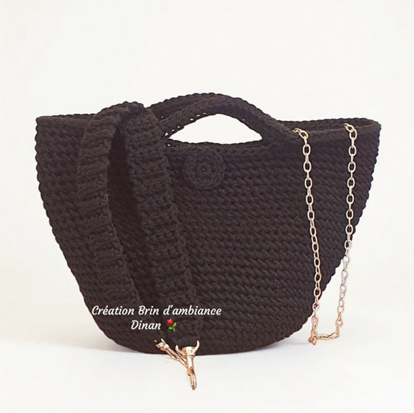 Petit panier Coco noir au crochet