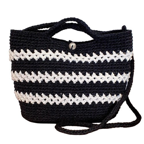 Petit sac au crochet bleu marine et blanc