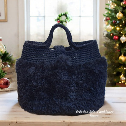 Sac à main au crochet en fourrure noire